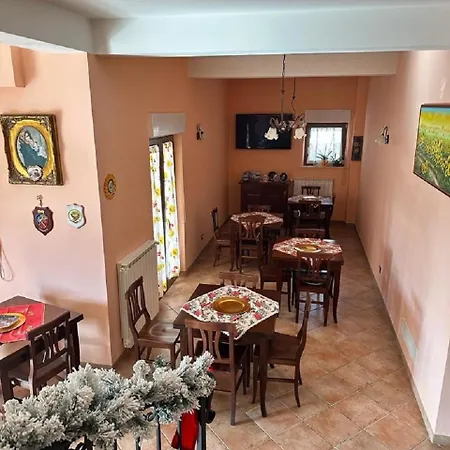 Il Girasole - & Luxury Private לינה וארוחת בוקר קסטל די סנגרו