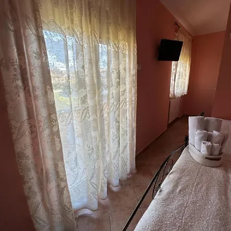 Il Girasole - & Luxury Private Alojamento de Acomodação e Pequeno-almoço Castel Di Sangro