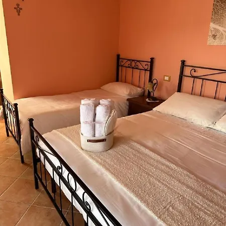 Alojamento de Acomodação e Pequeno-almoço Il Girasole - & Luxury Private 3*