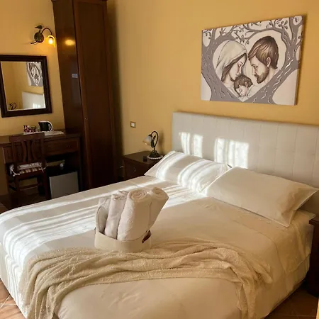 Il Girasole - & Luxury Private קסטל די סנגרו