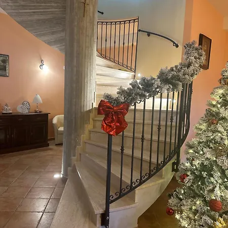 Il Girasole - & Luxury Private ベッド・アンド・ブレックファスト カステル・ディ・サングロ