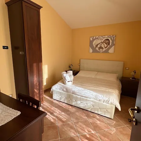 Il Girasole - & Luxury Private Alojamento de Acomodação e Pequeno-almoço Castel Di Sangro